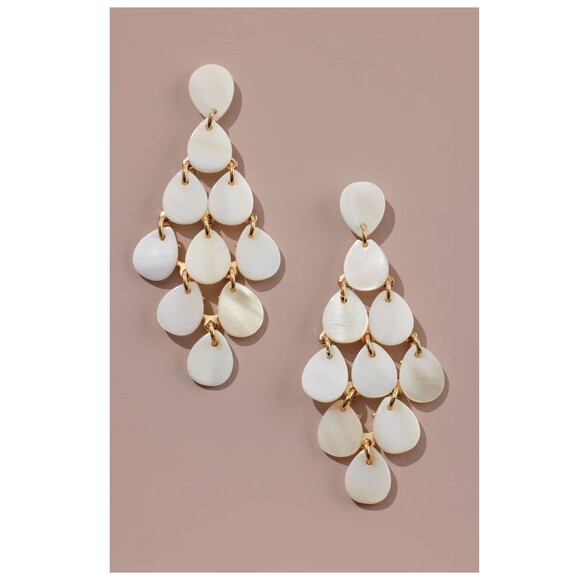J. Jill Chandelier Earrings Ivory Seaside Oasis Shell Teardrop Dangle Bridal NWT - Picture 3 of 10